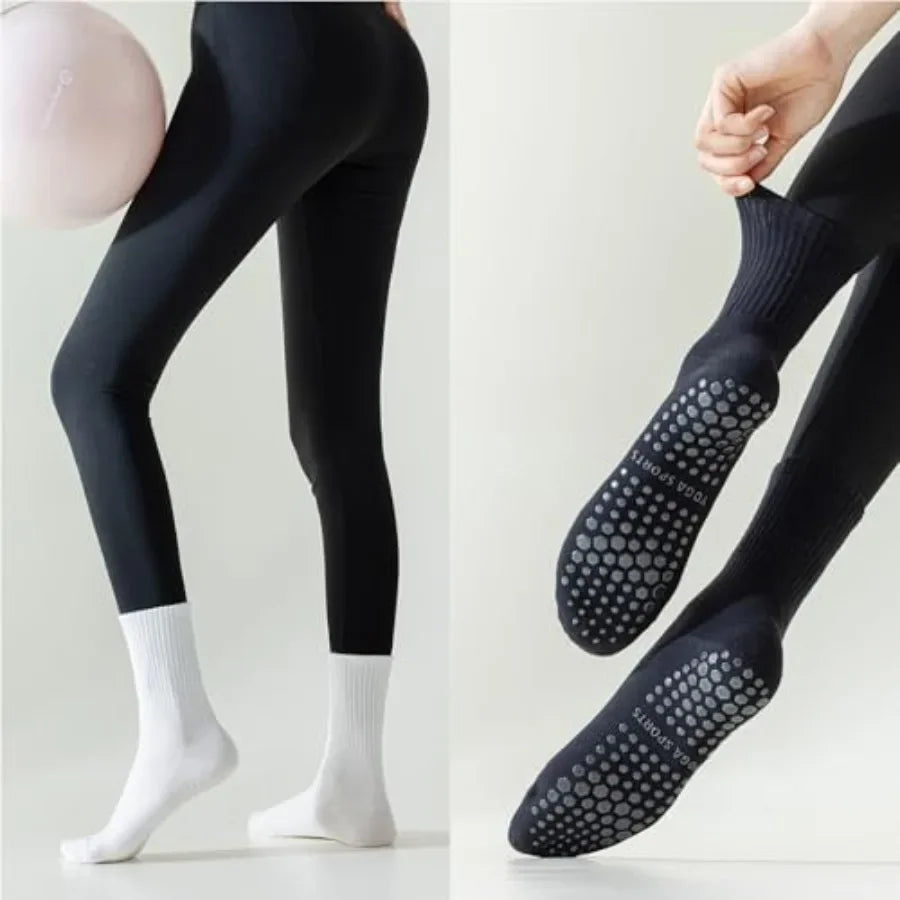 Pilates Socks with Grips for Women, 3 Pairs Womens Grippy Yoga Ballet Barre Hospital Gym Athletic Socks